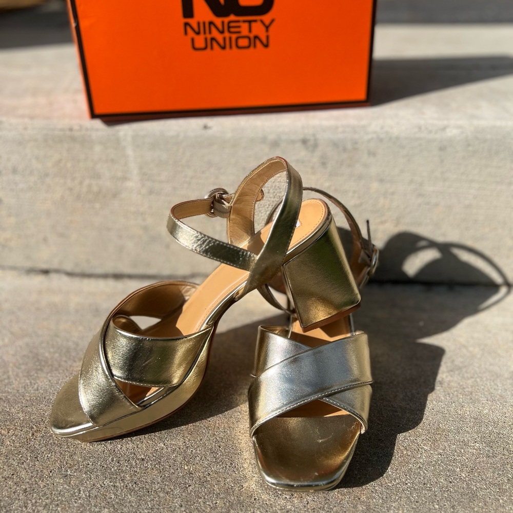 Women's Gold Sandals